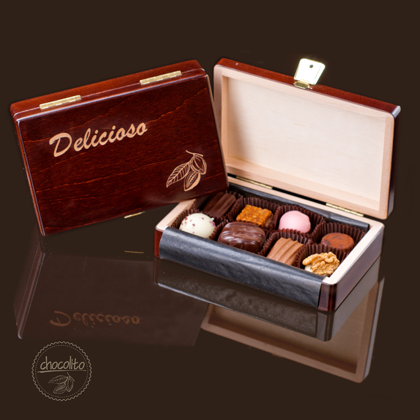 eleganckie szkatułki, pralinki ręcznie robione, czekoladowe upominki, upominki firmowe, czekoladki dla firm, czekoladowe